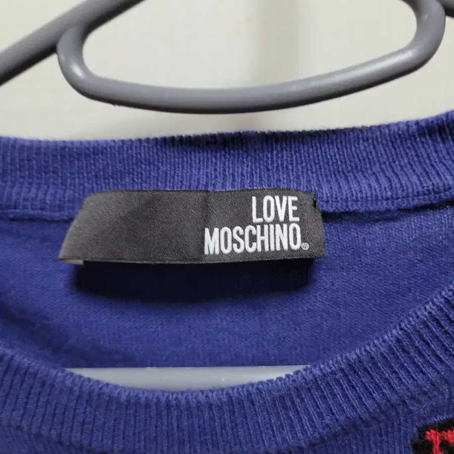 Love Moschino Tiger 반팔 스웨트