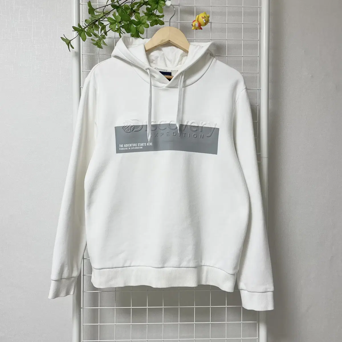 Discovery Embossed Brushed Hoodie Ivory WK-0076