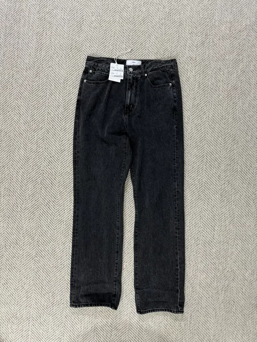 [30] Lab101 Wide Black Jeans for Sale