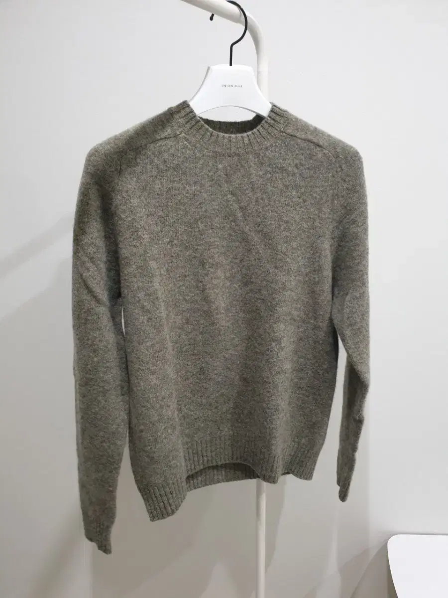 Brooks Brothers Momo100% knit