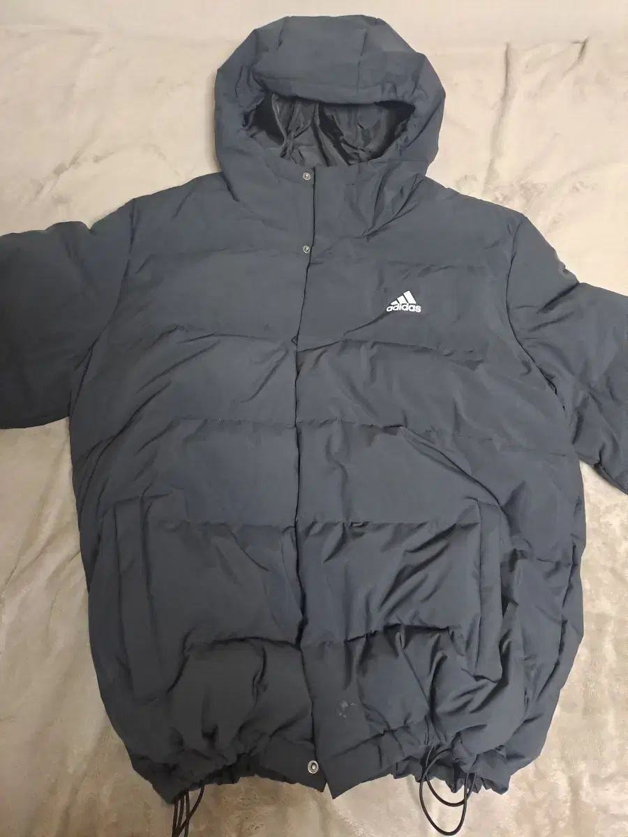 I'm selling genuine adidas padded (never worn han )