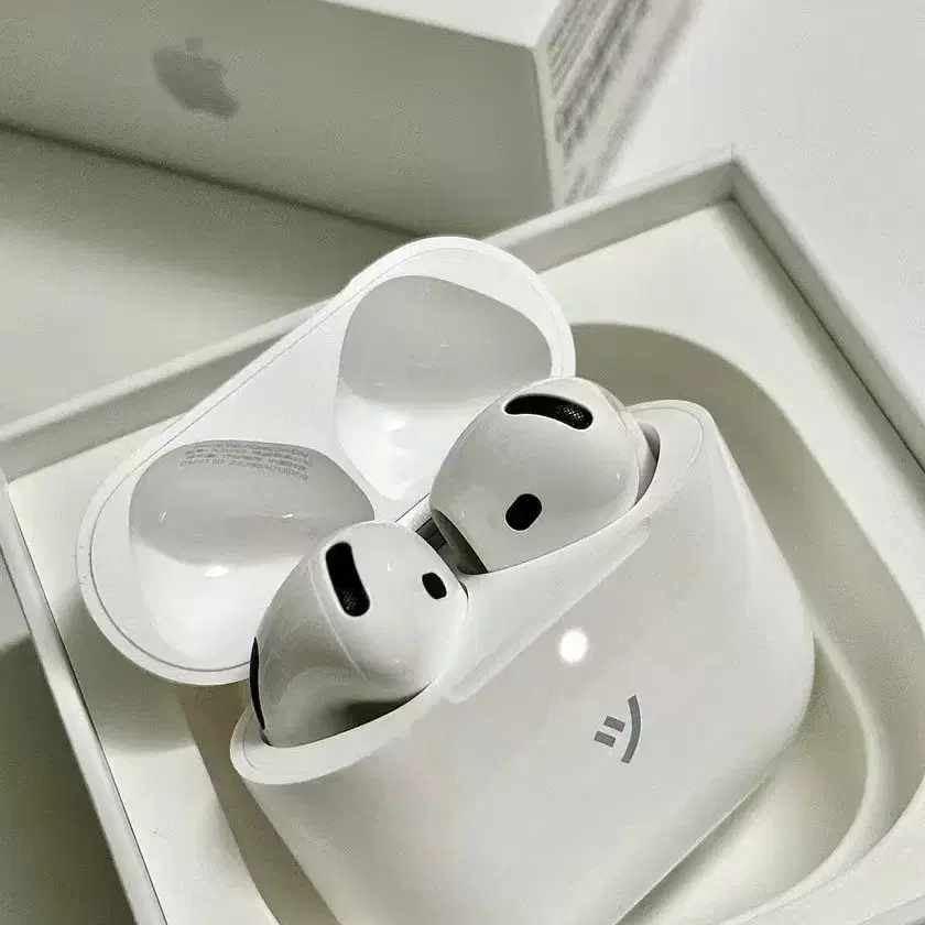 APPLE Airpods 4세대 반 송이형 무선 노이즈 감소 헤드폰