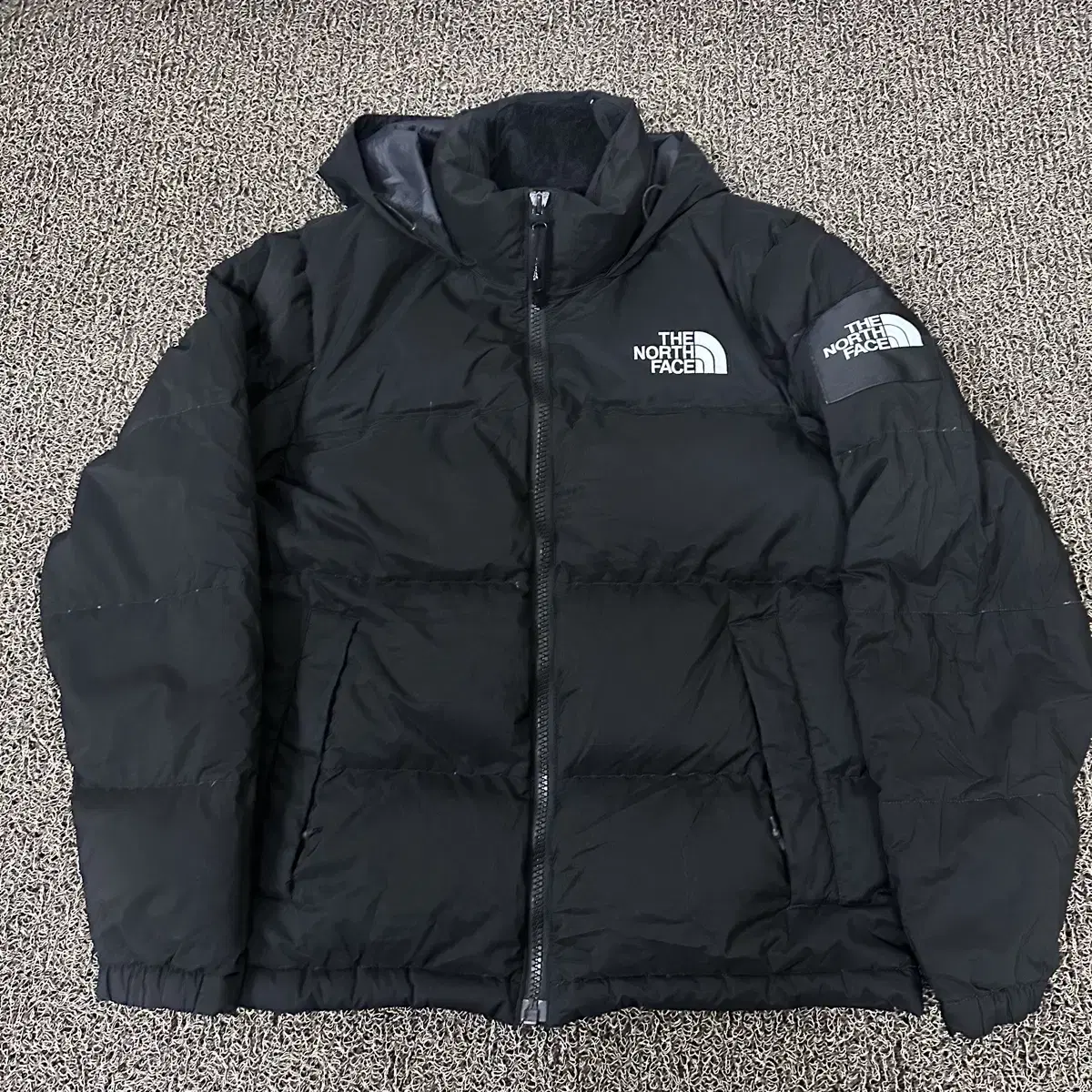 The North Face Knopsie Goose Down Puffer Black White Belle 95(M)