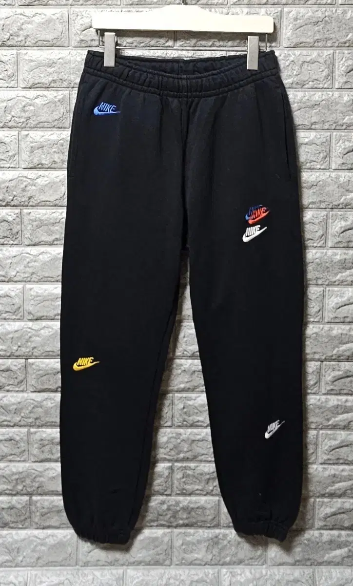 Nike Swoosh Jogger Pants M