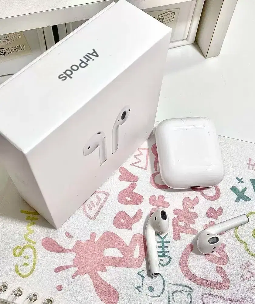 APPLE Airpods 2세대 반 이어폰 타입의 리얼 무선 이어폰