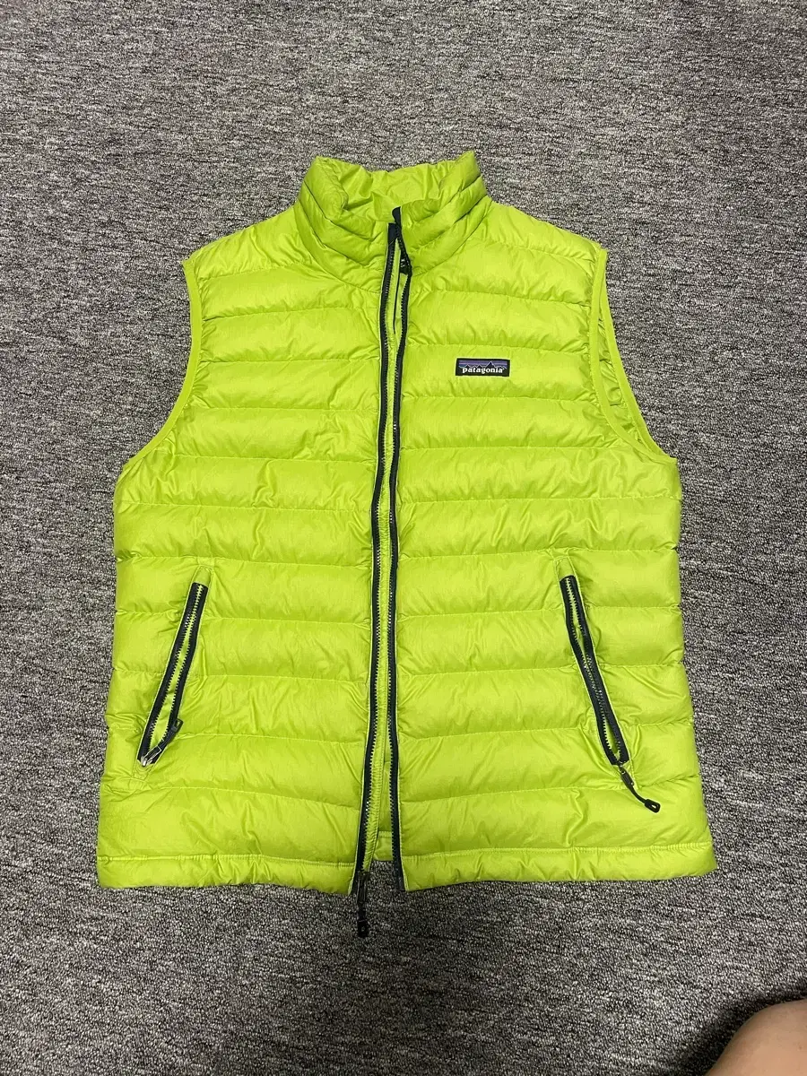 Patagonia Lightweight Padded Jo Selling (M)