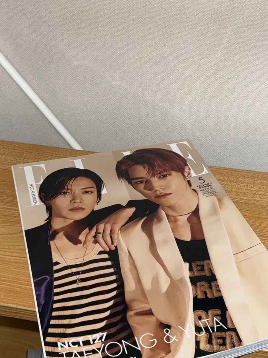 NCT127 taeyong/doyoung/yuta magazine sells