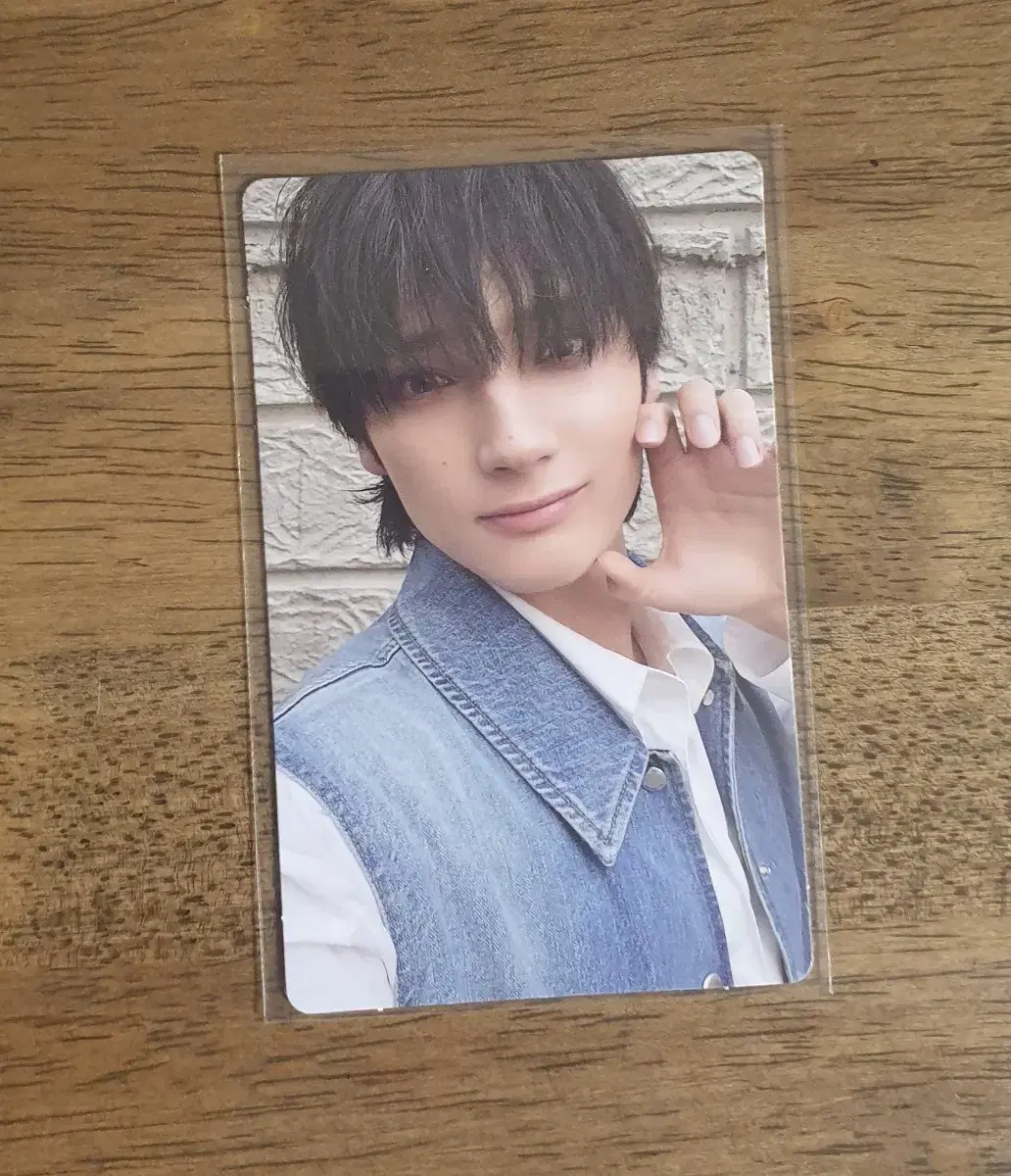 txt hueningkai photocard Sanctuary weverse pre-order benefit unreleased photocard