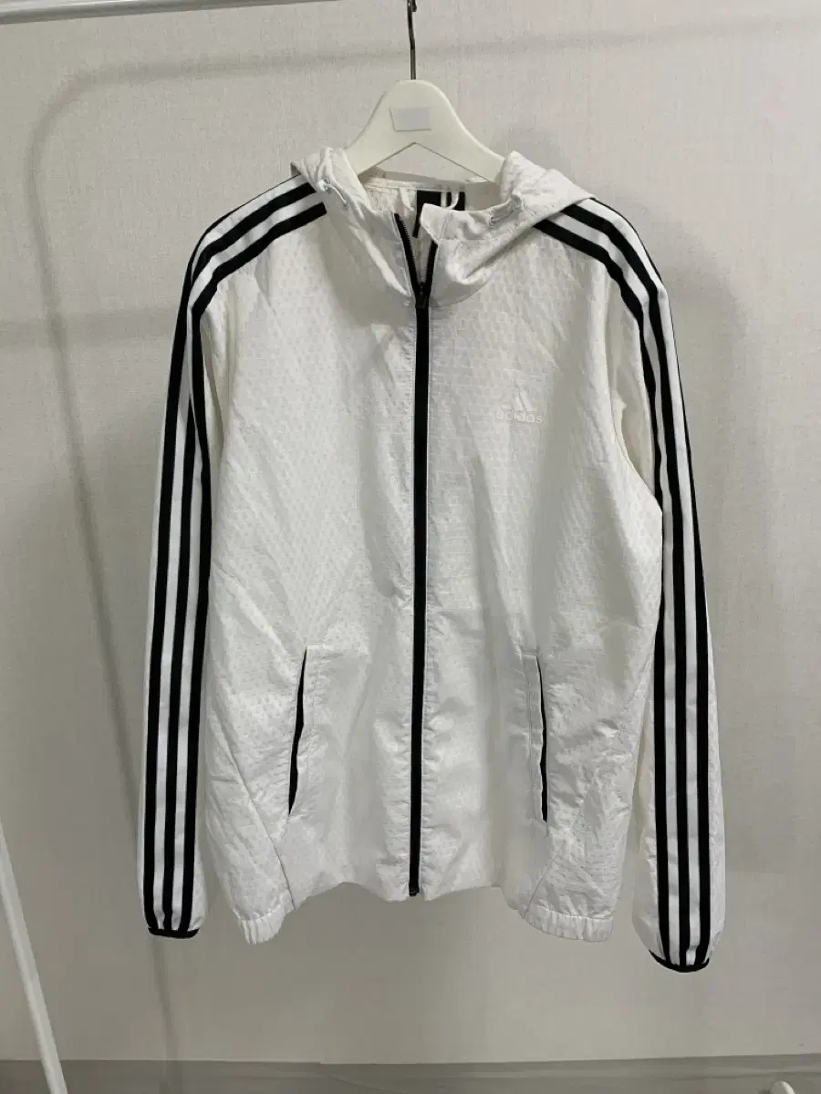 adidas White Gum Windbreaker L