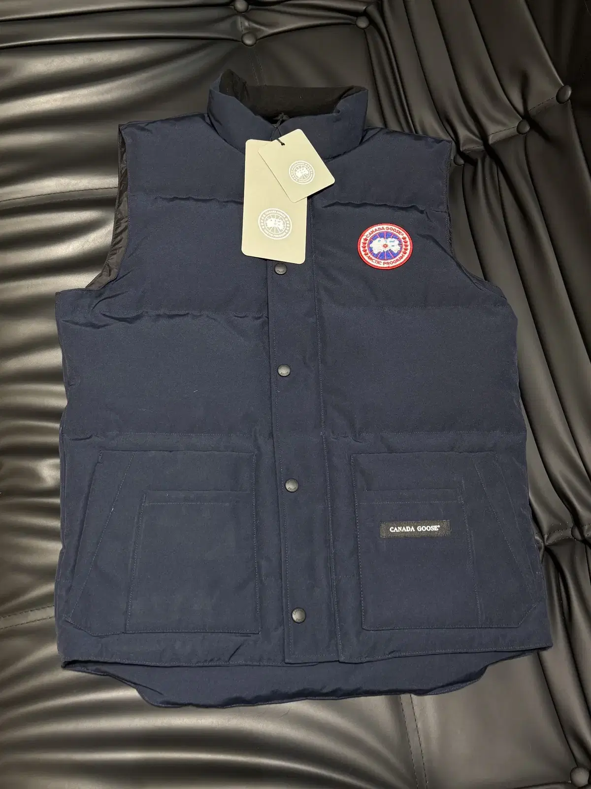 Canada Goose Winter Wapan Logo Navy Jacket Padded Vest