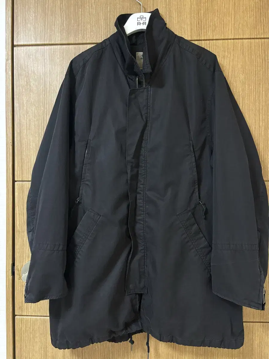 (2)Polyester HVC car coat washed black