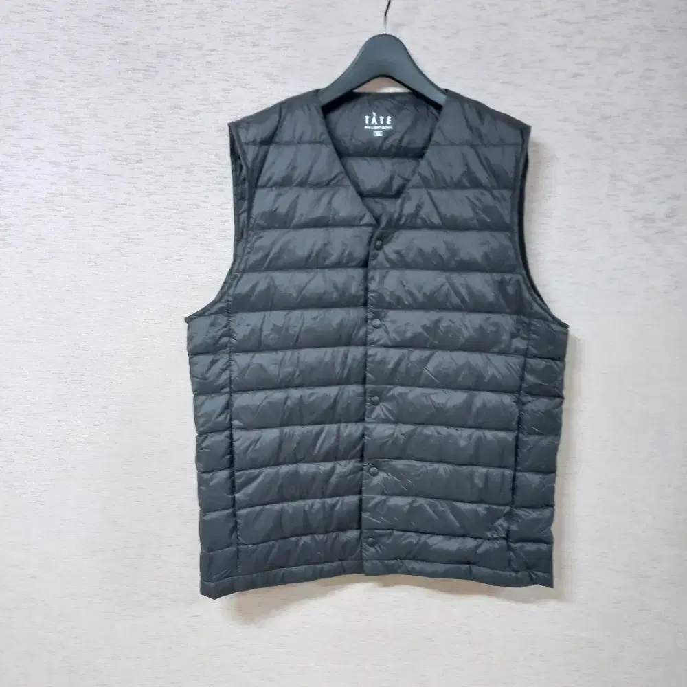 11-23/TATE Black duck down lightweight padded vest men100