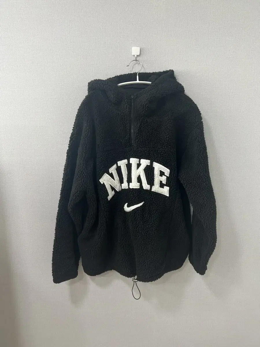 Nike Poggle Hoodie true to size L