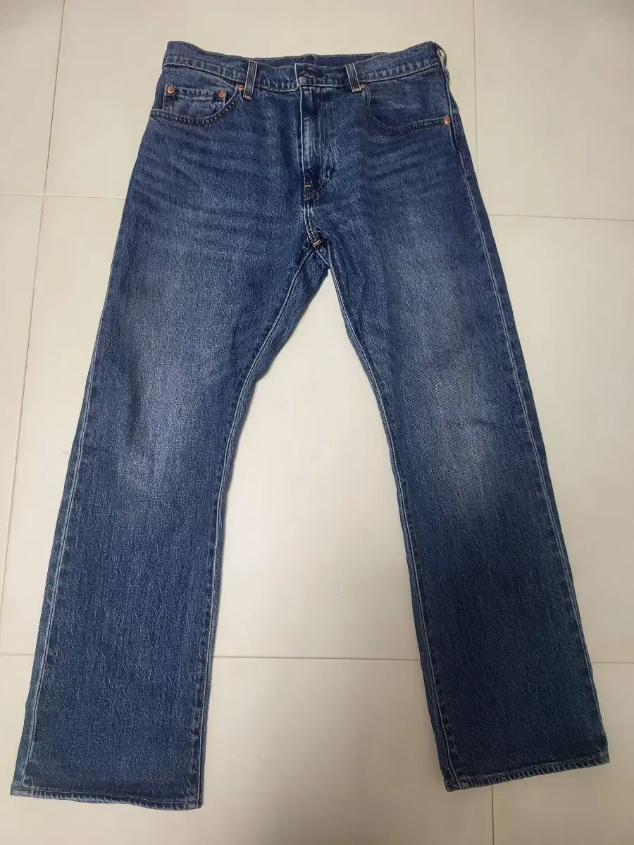 Levi's Premium 517 33/30 Sells