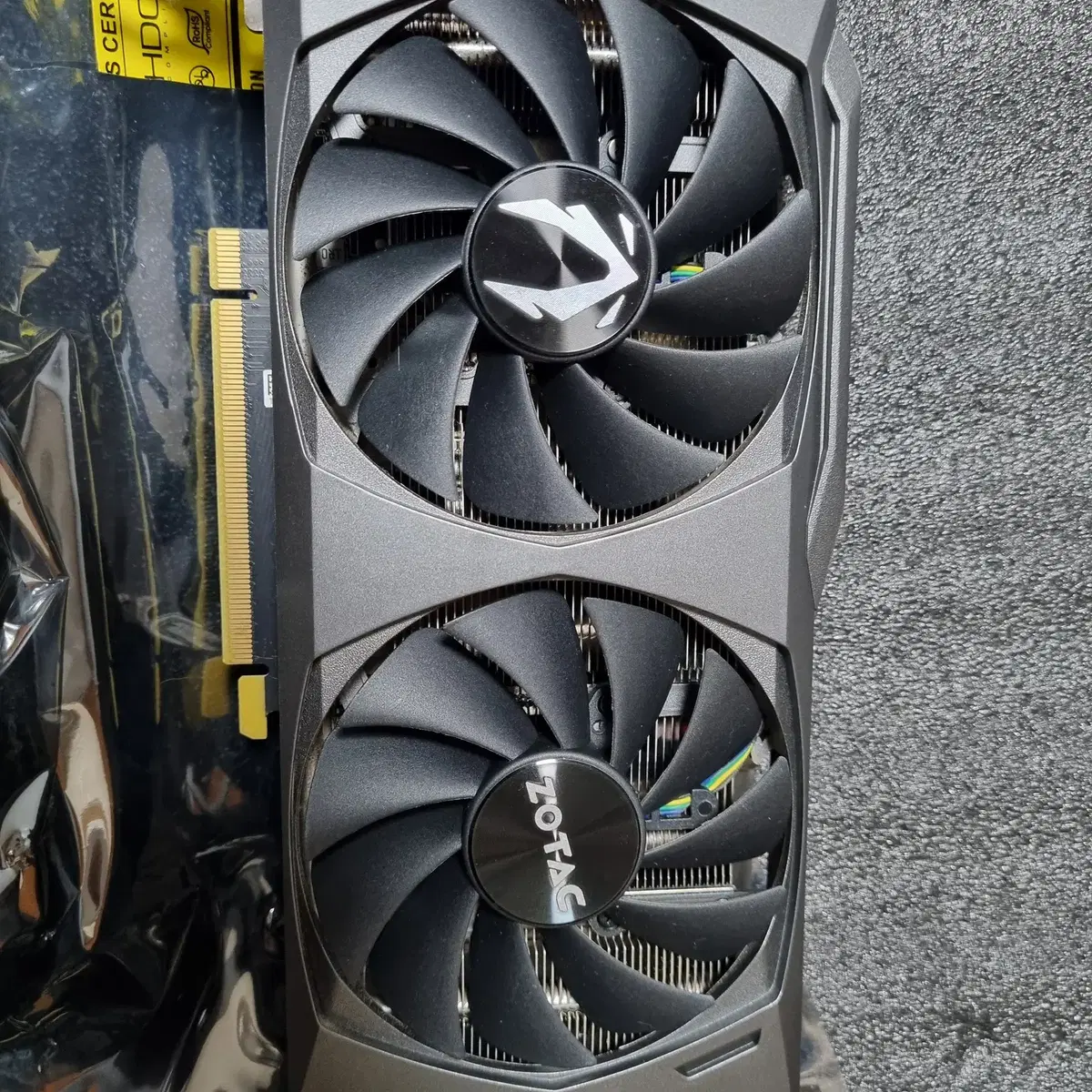 zotac RTX 3050 8GB (단종모델) 판매합니다~~~!