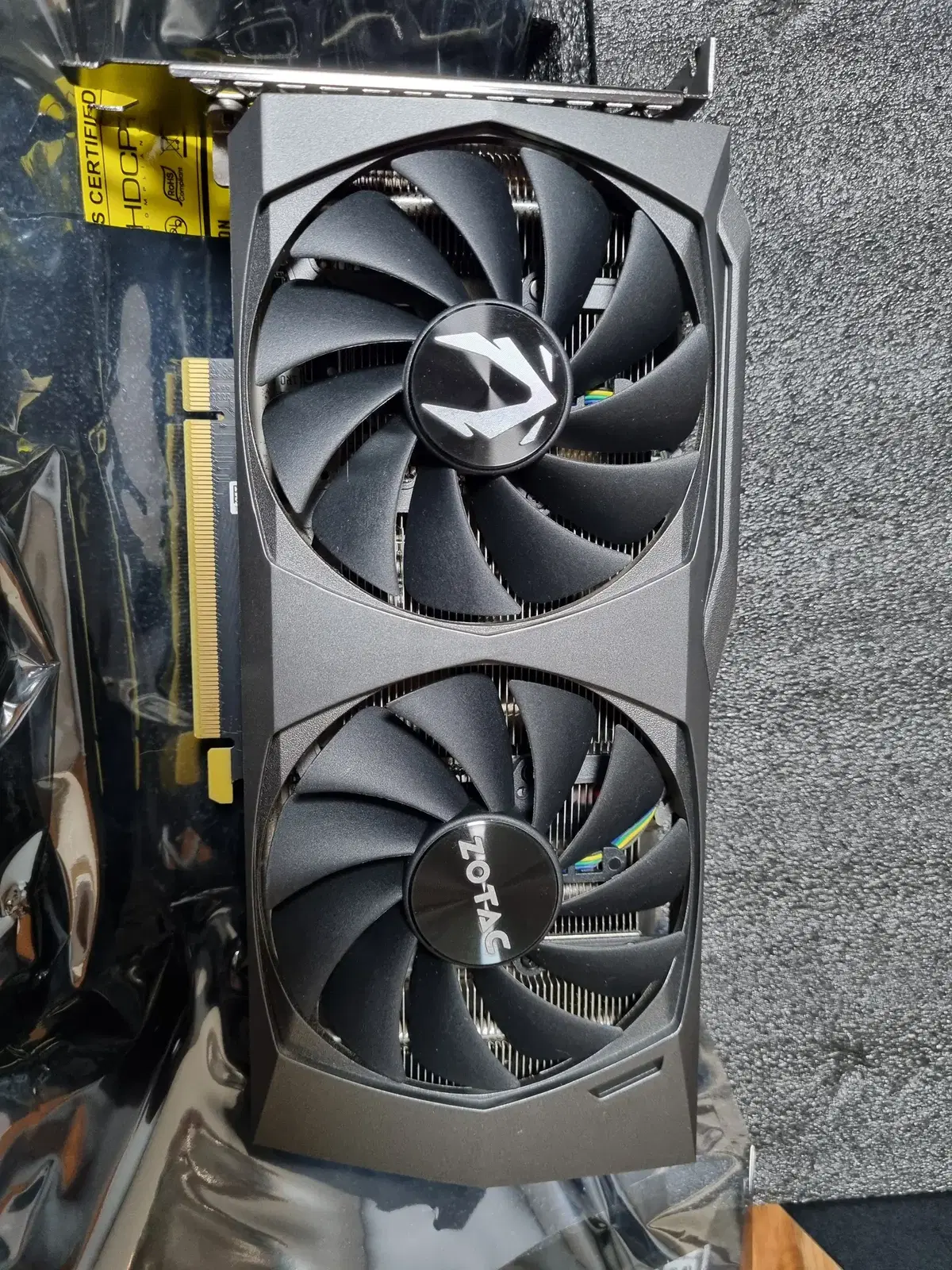 zotac RTX 3050 8GB (단종모델) 판매합니다~~~!