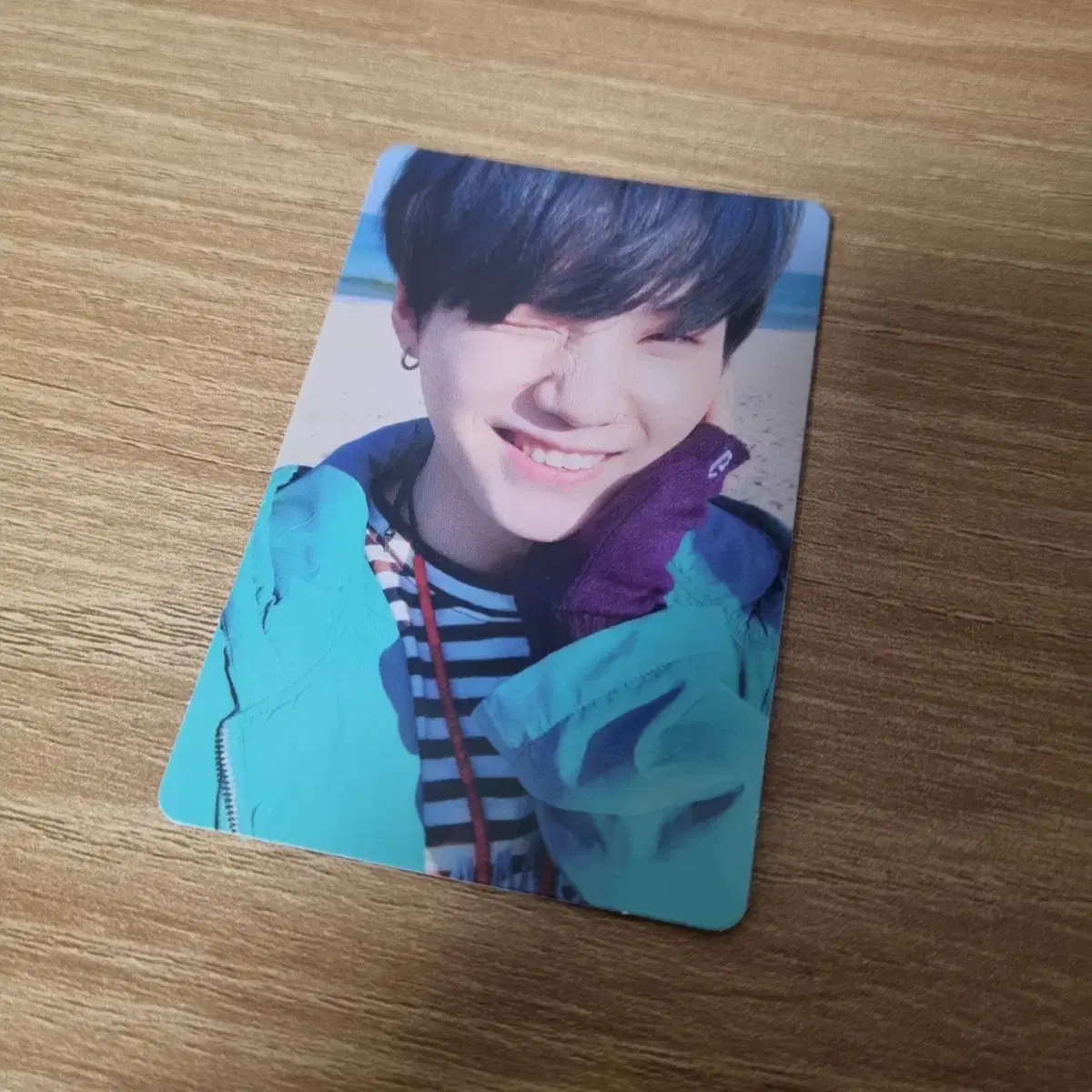 Yoon in the bom photocard wts