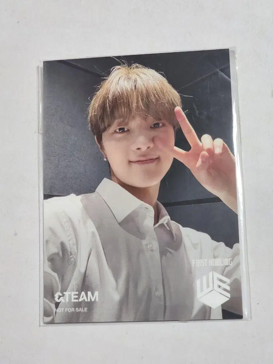 &team &team ej weverse japan first howling we photocard