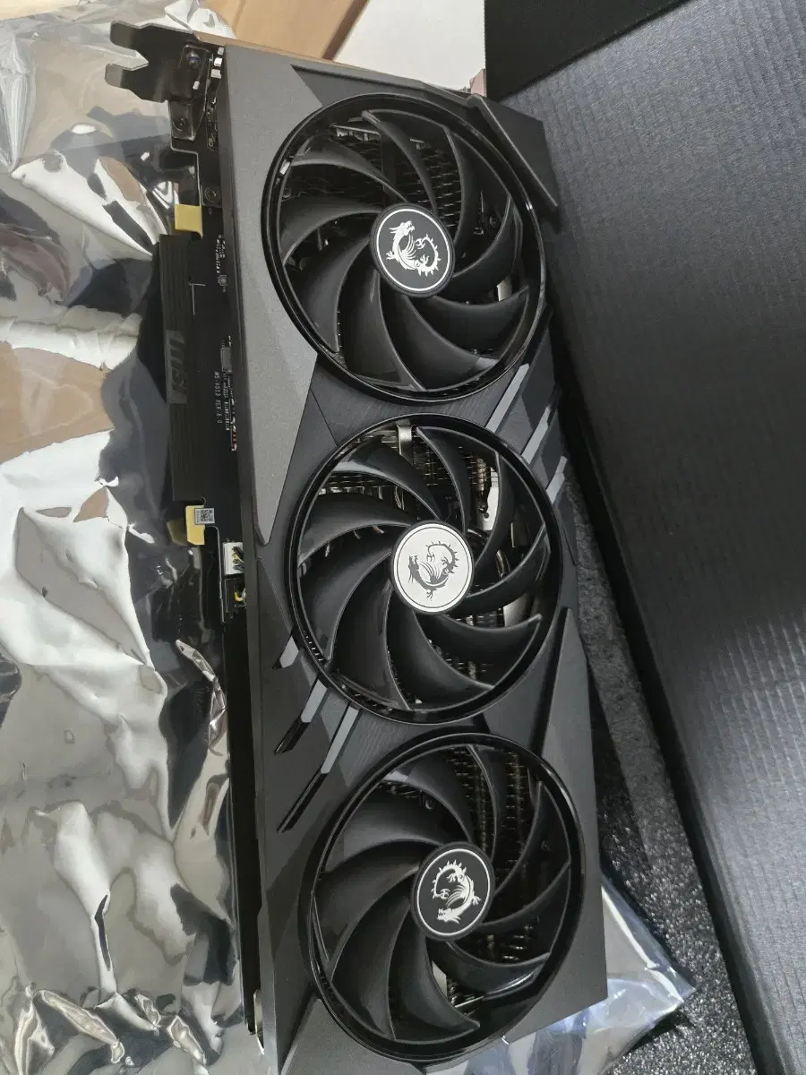 rtx 4070 ti 슈퍼 팝니다