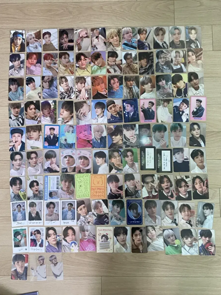 NCT Dream jeno photocard Merch bulk wts (more photos later)