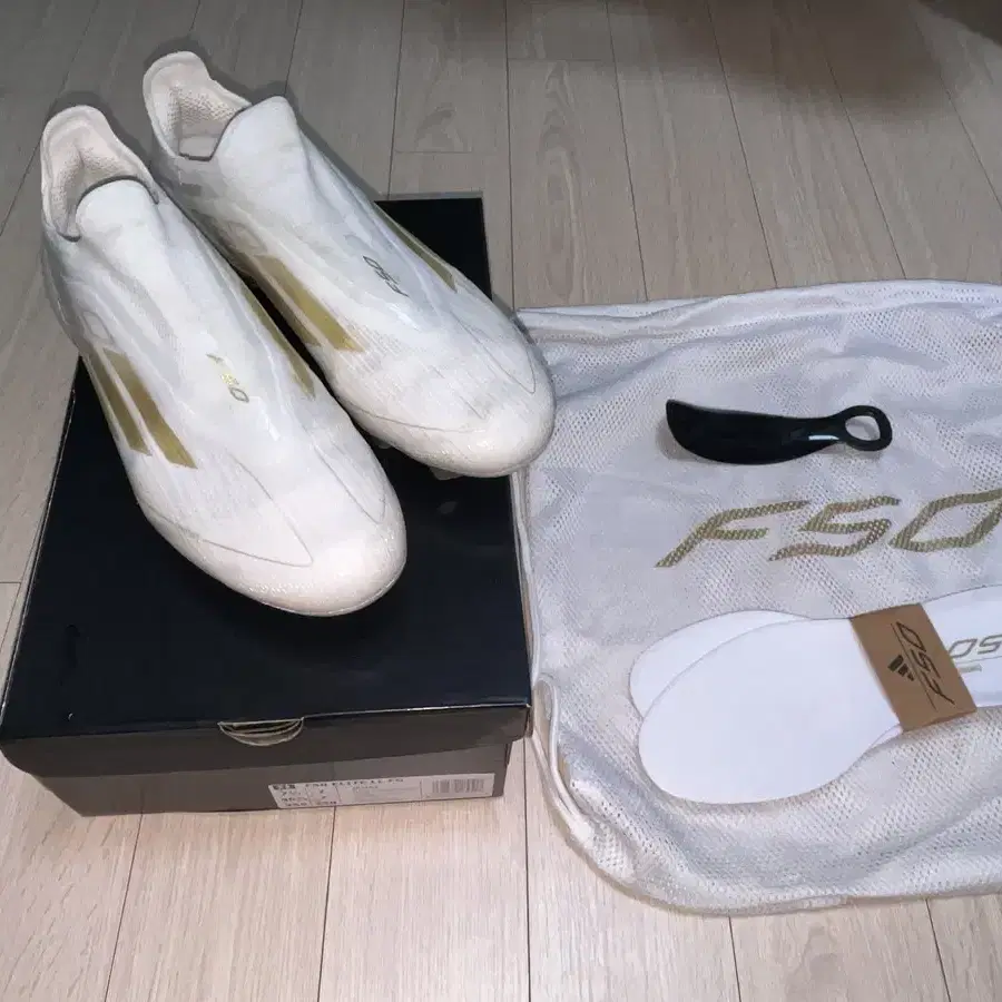 아디다스 축구화 F50 엘리트 White&Gold