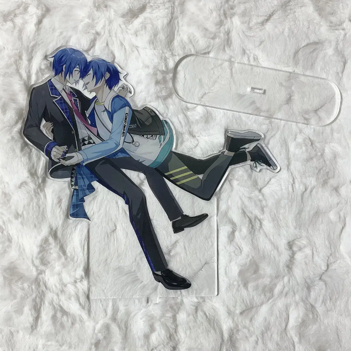 Pseka Kaito acrylic Vivas Leoni