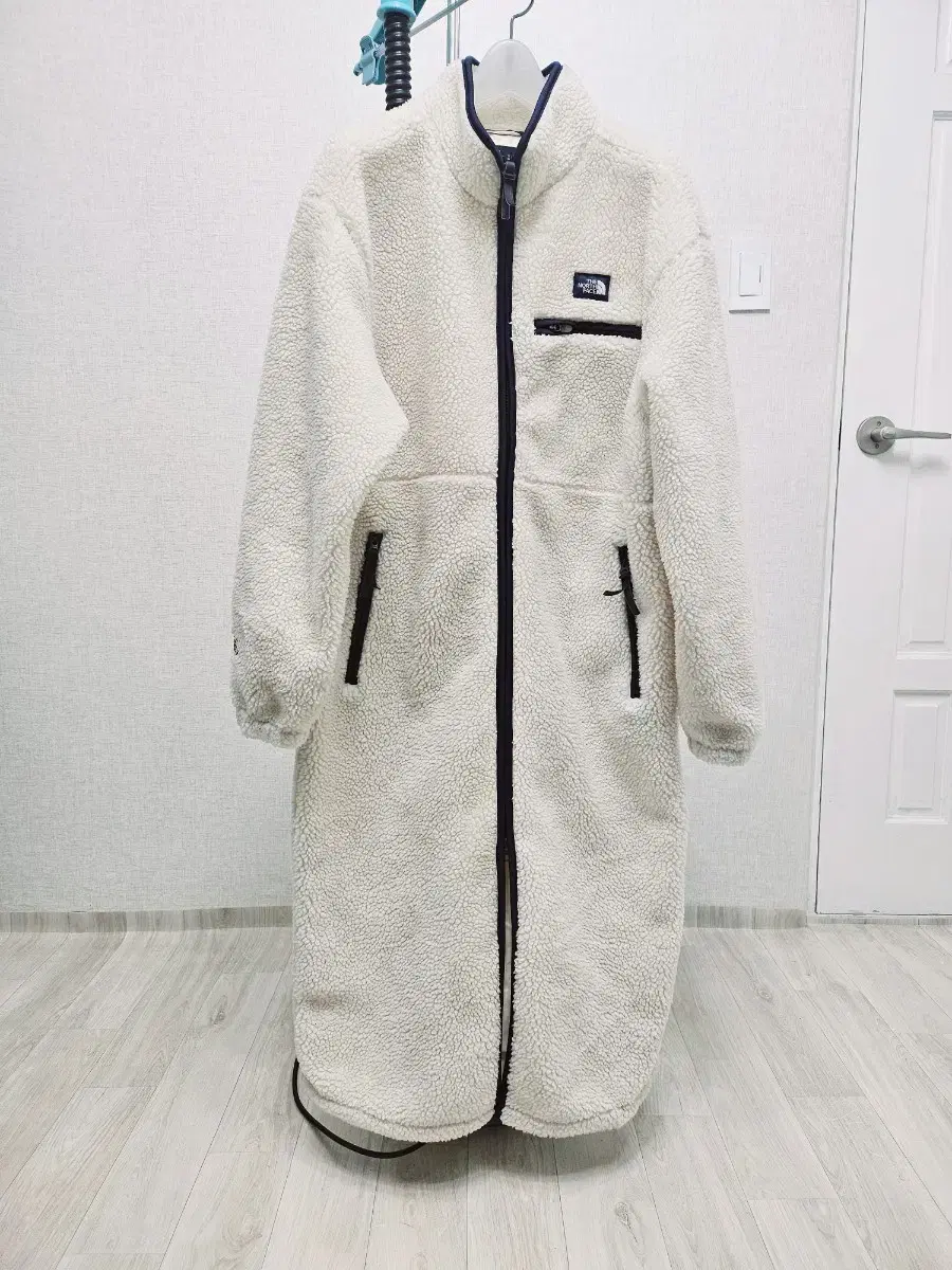 (100)L Extra-large The North Face [Ivory] Sherpa Long Hooded Jumper