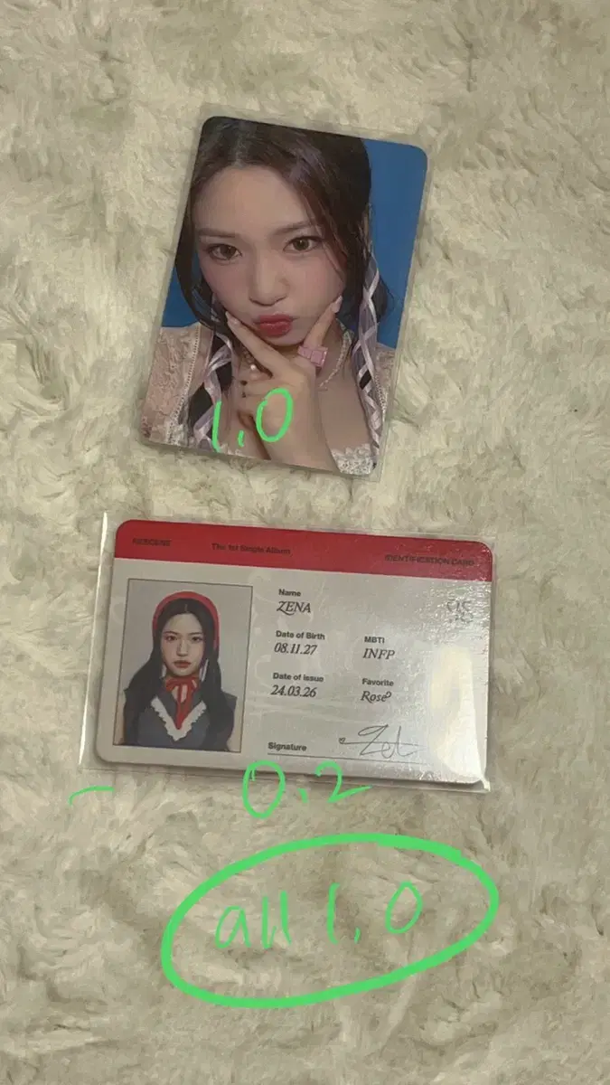 Lysanne Jenna unreleased photocard photocard wts sells