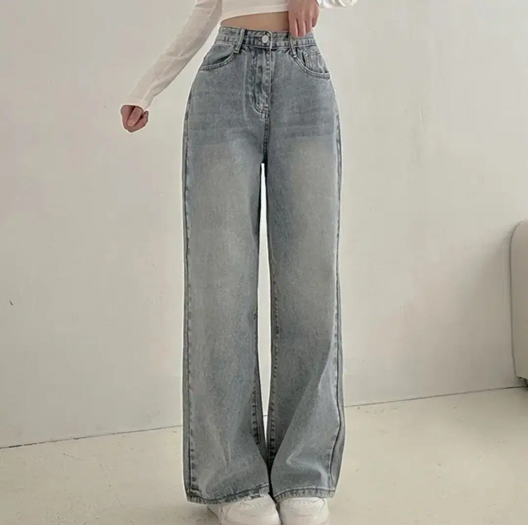 Denim wide-fit soft jeans