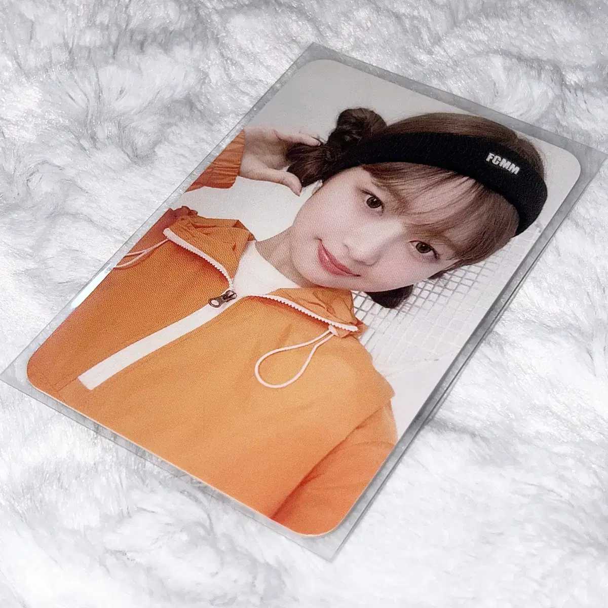 Ive lay fcmm advertising photocards to sell !