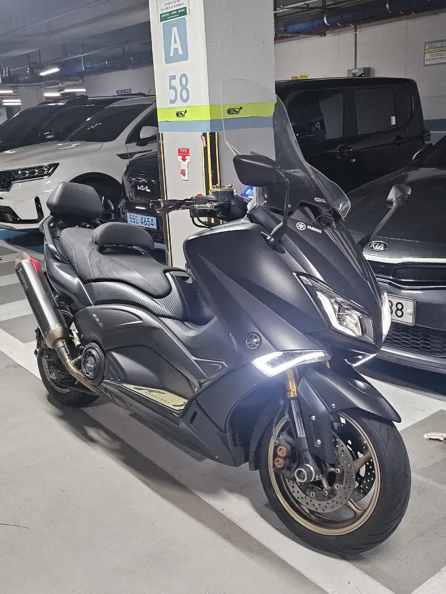 16년 Tmax 아이언맥스 대차 xmax 포르자350