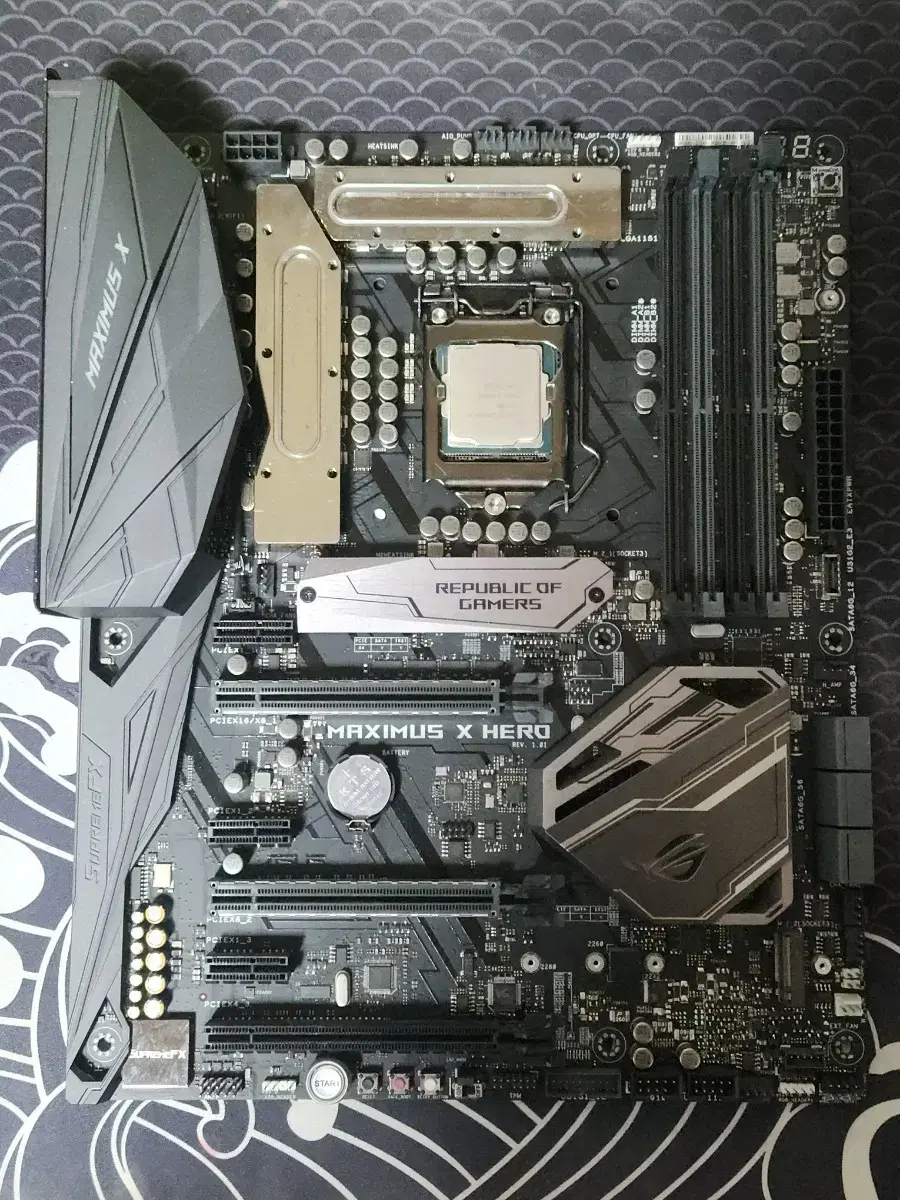 i7 8700k(뚜따) + z370 MAXIMUS X HERO 메인보드