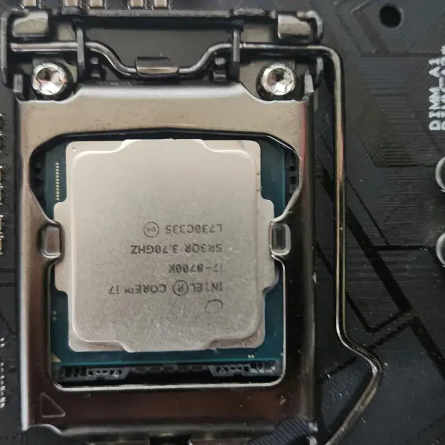 i7 8700k(뚜따) + z370 MAXIMUS X HERO 메인보드