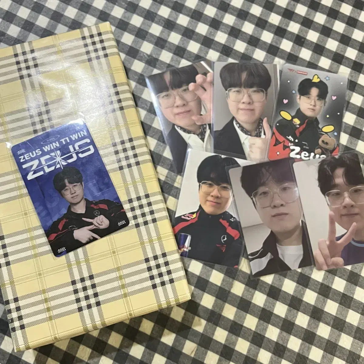 Zeus Reverse Jo fan with photocard + more for sale photocard 