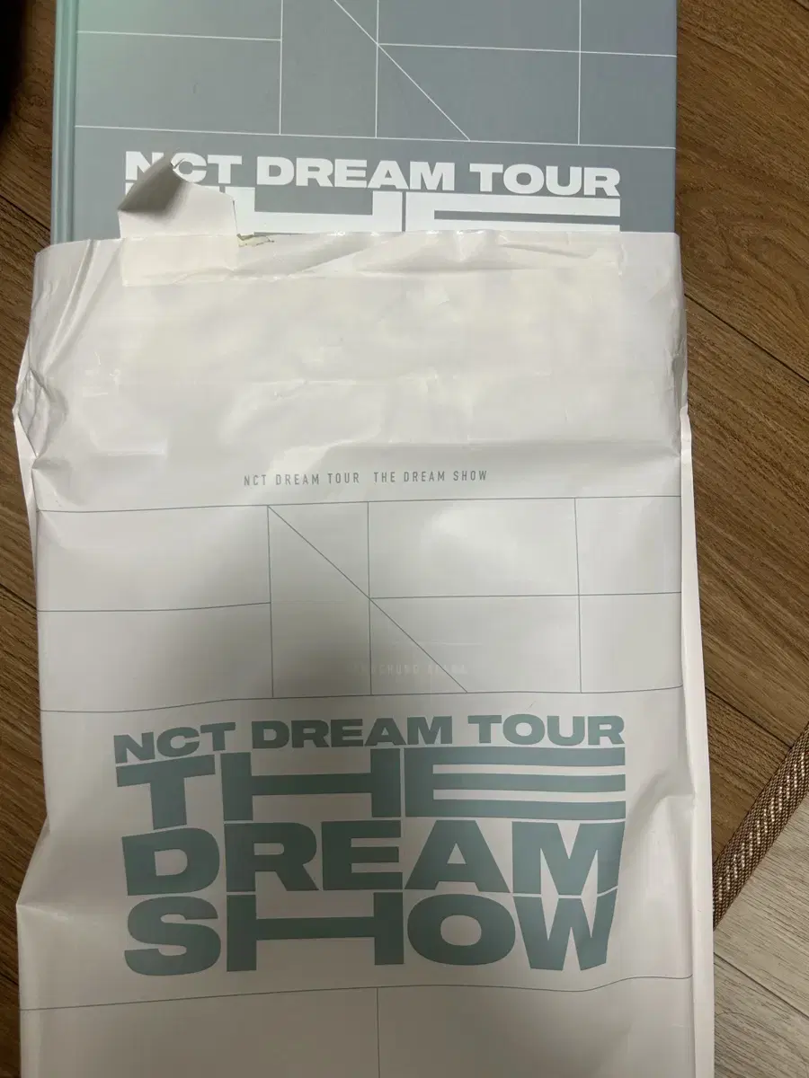 The Dream Show DVD sell (Includes: CD)