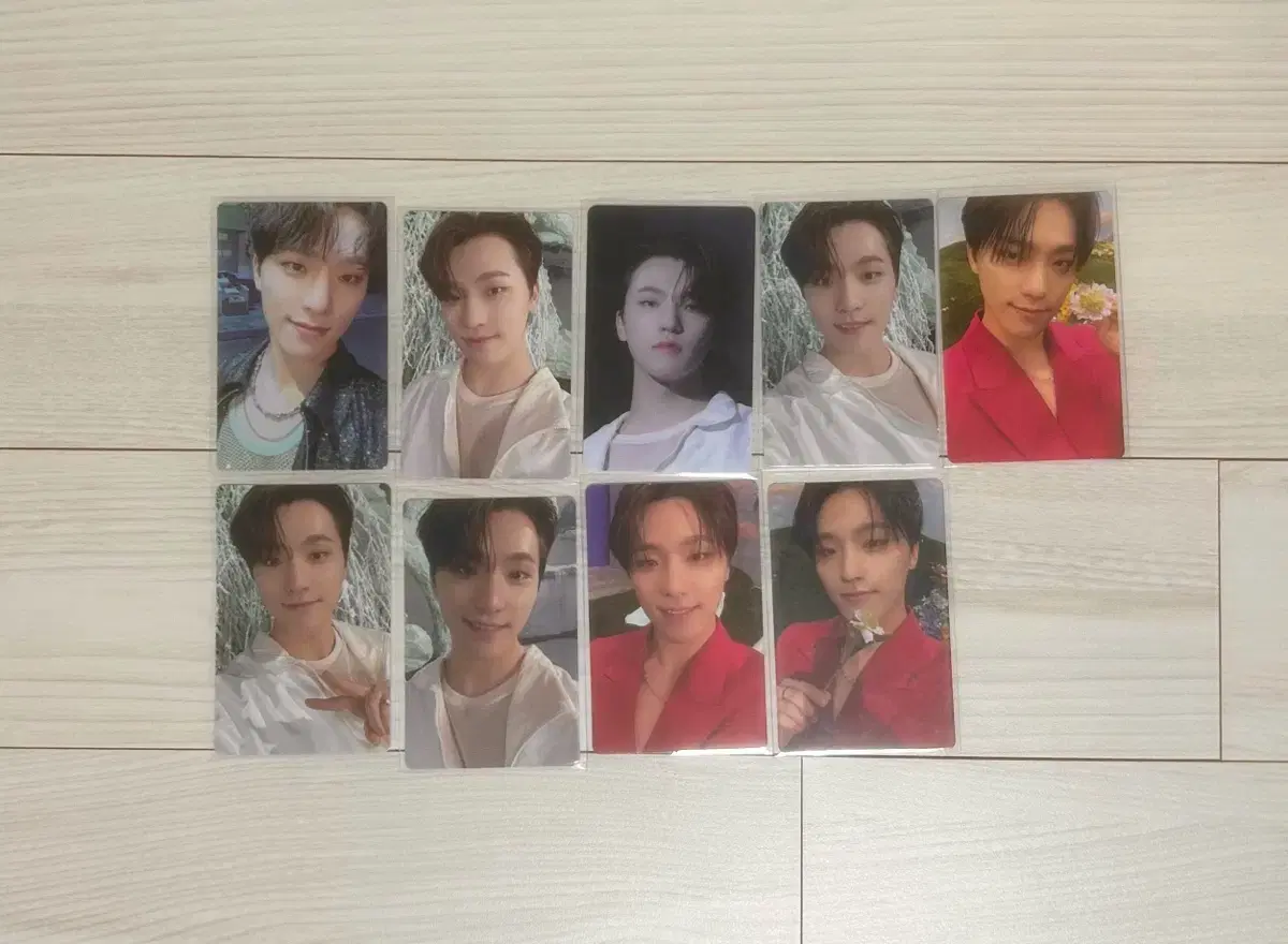 Seventeen dino photocard sells the lowest prices