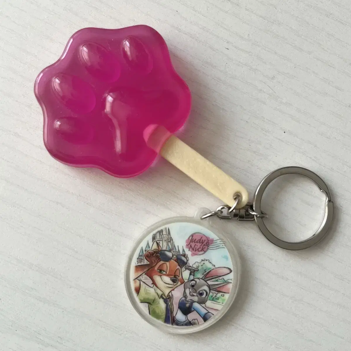 < 정품 > Disney's Zootopia Popsicle Keyring