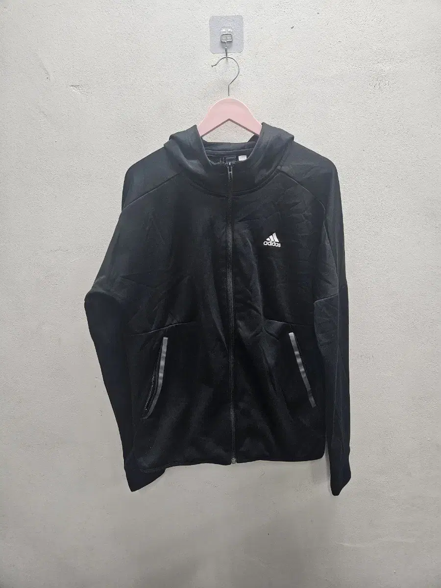 L Adidas Short Sleeve Hoodie Jersey