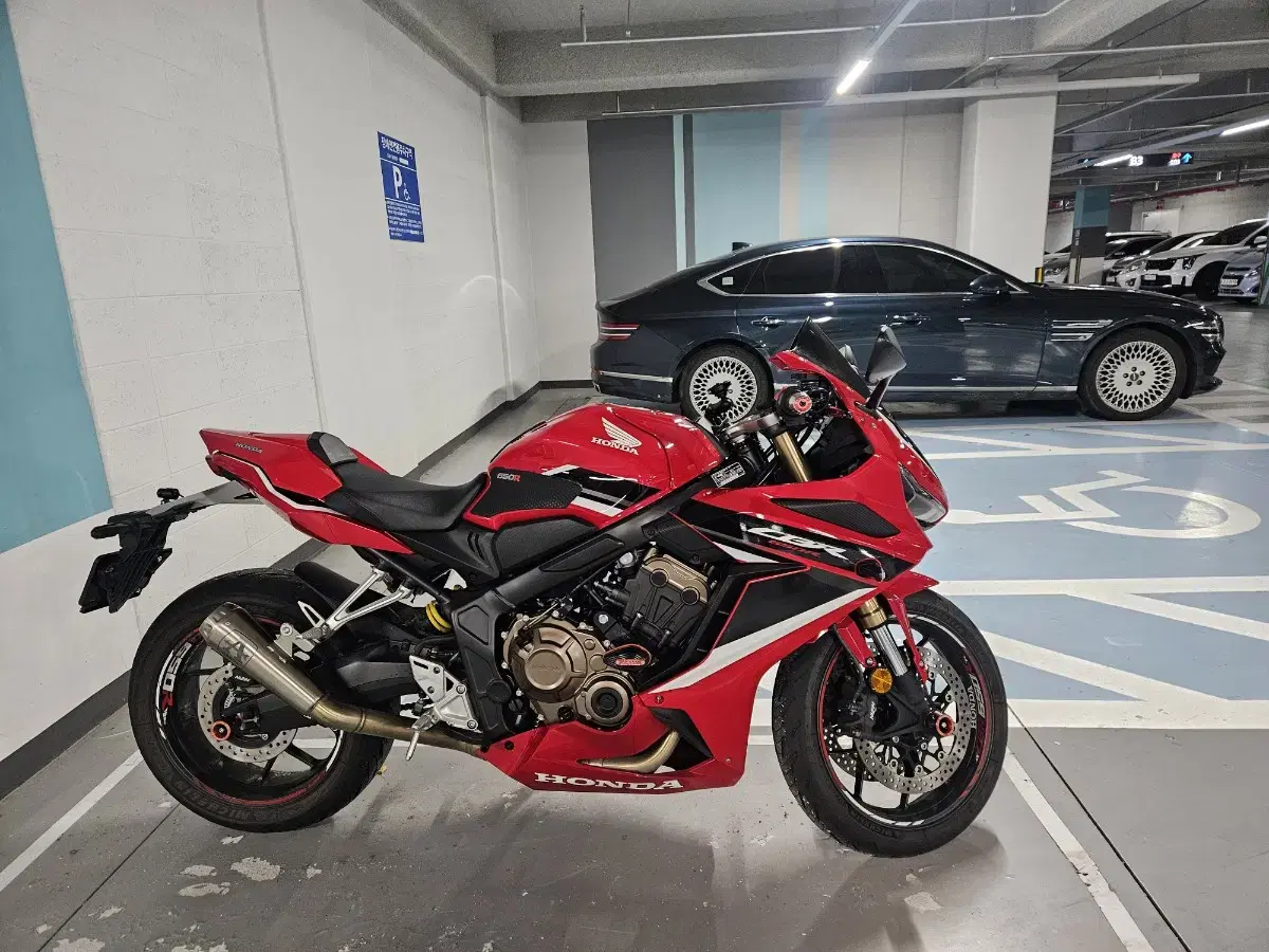 21년식 CBR650R 에로우티탄 풀배기 팝니다,