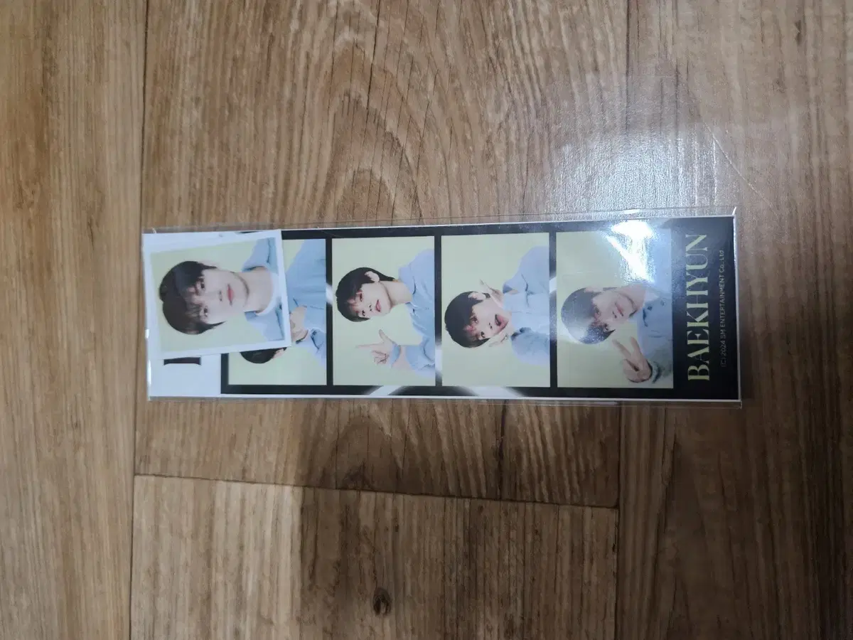 EXO 2024 fanmeeting ONE 4컷 + 증사 Baekhyun version sells