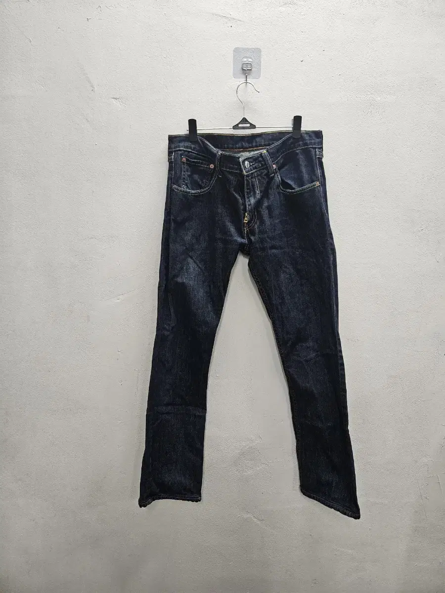 541 Levi's W32 L34 Jeans