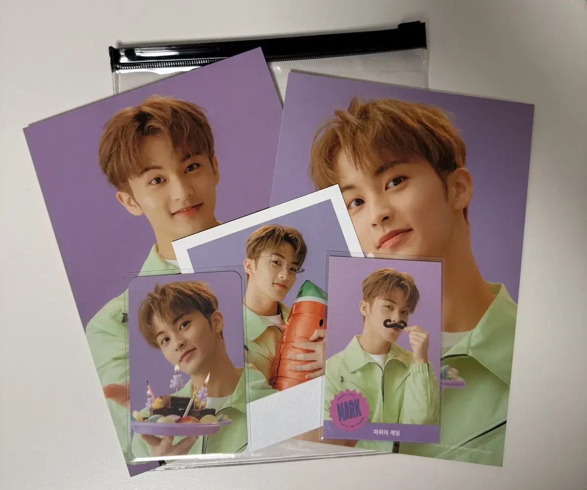 Nct dream mark 2021 seasons greetings photopack