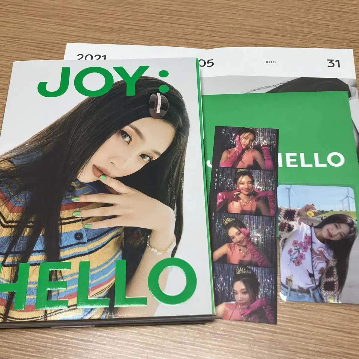 Joy @Joy_Jo hello album fullbak