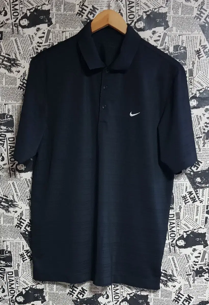 Nike Vahn Tee size 105