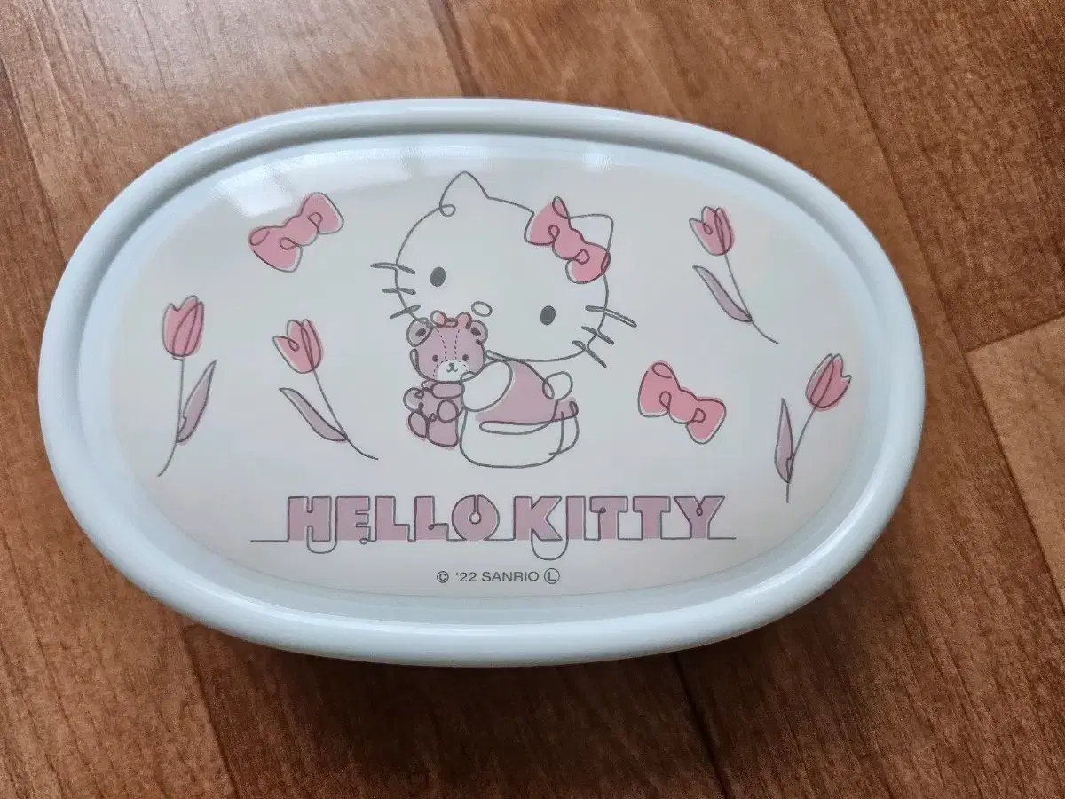 (Zuur Woche - Genuine) Hello Kitty 3-Tier Bento Box