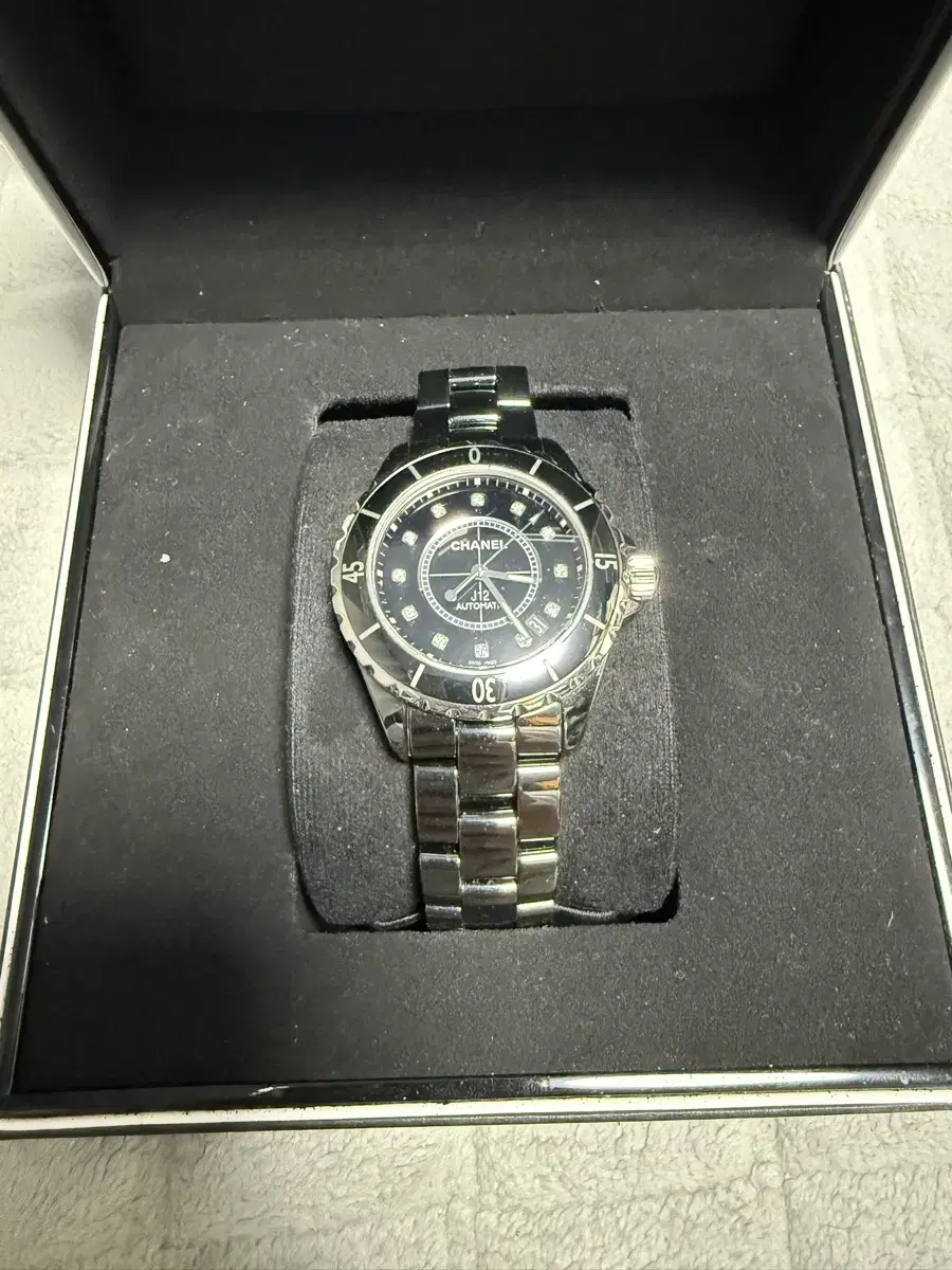 Genuine) Chanel J12 38 in advance dia Automatic Watch