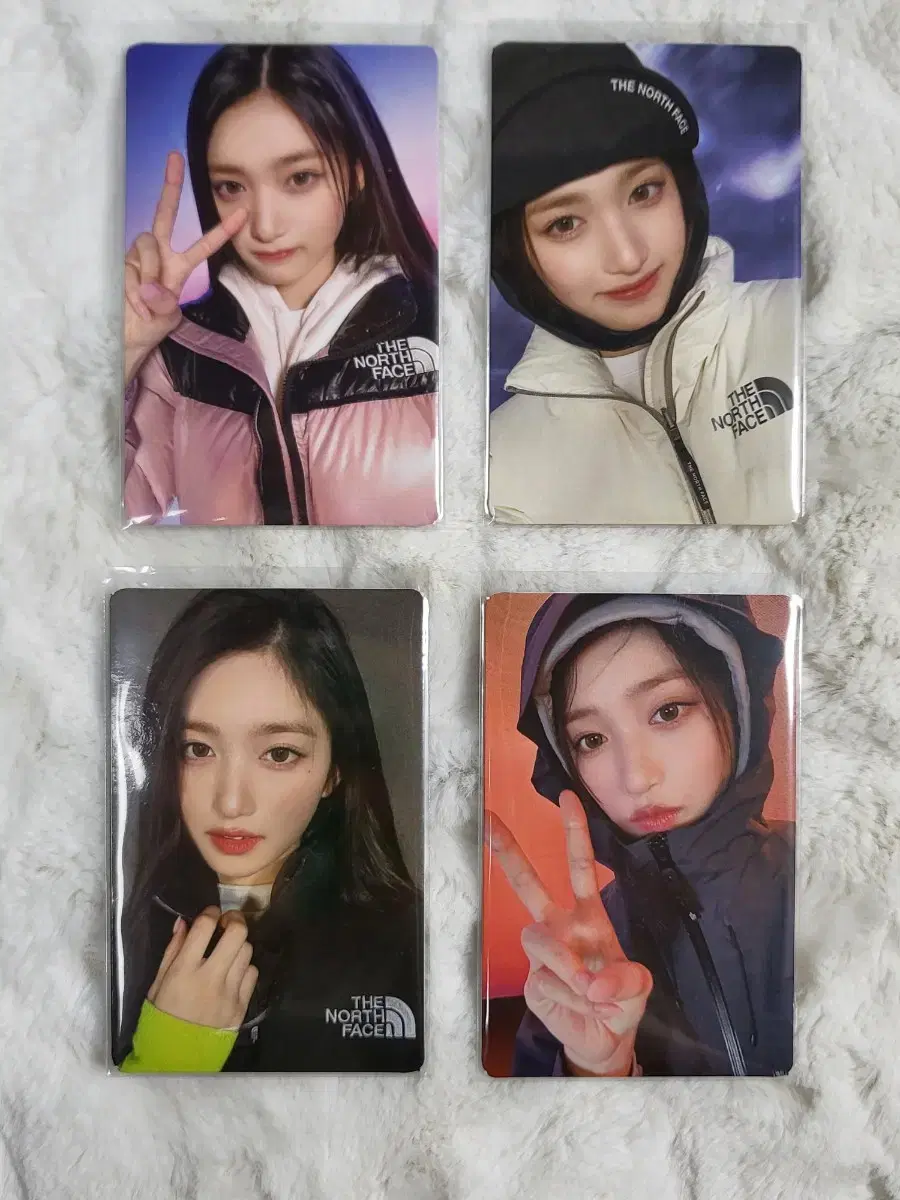 Ive leeseo The North Face photocard Sell it.