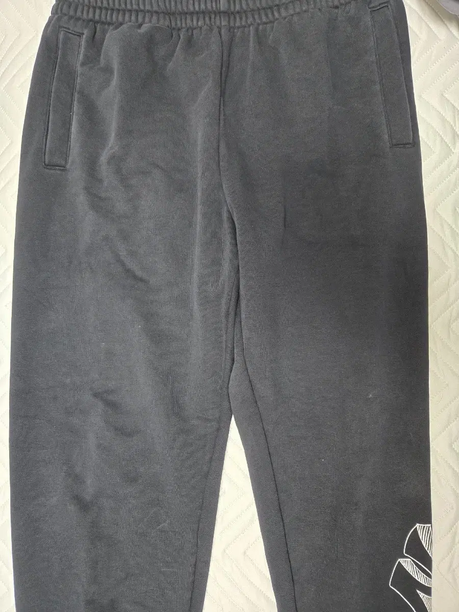 MLB Jogger Pants L