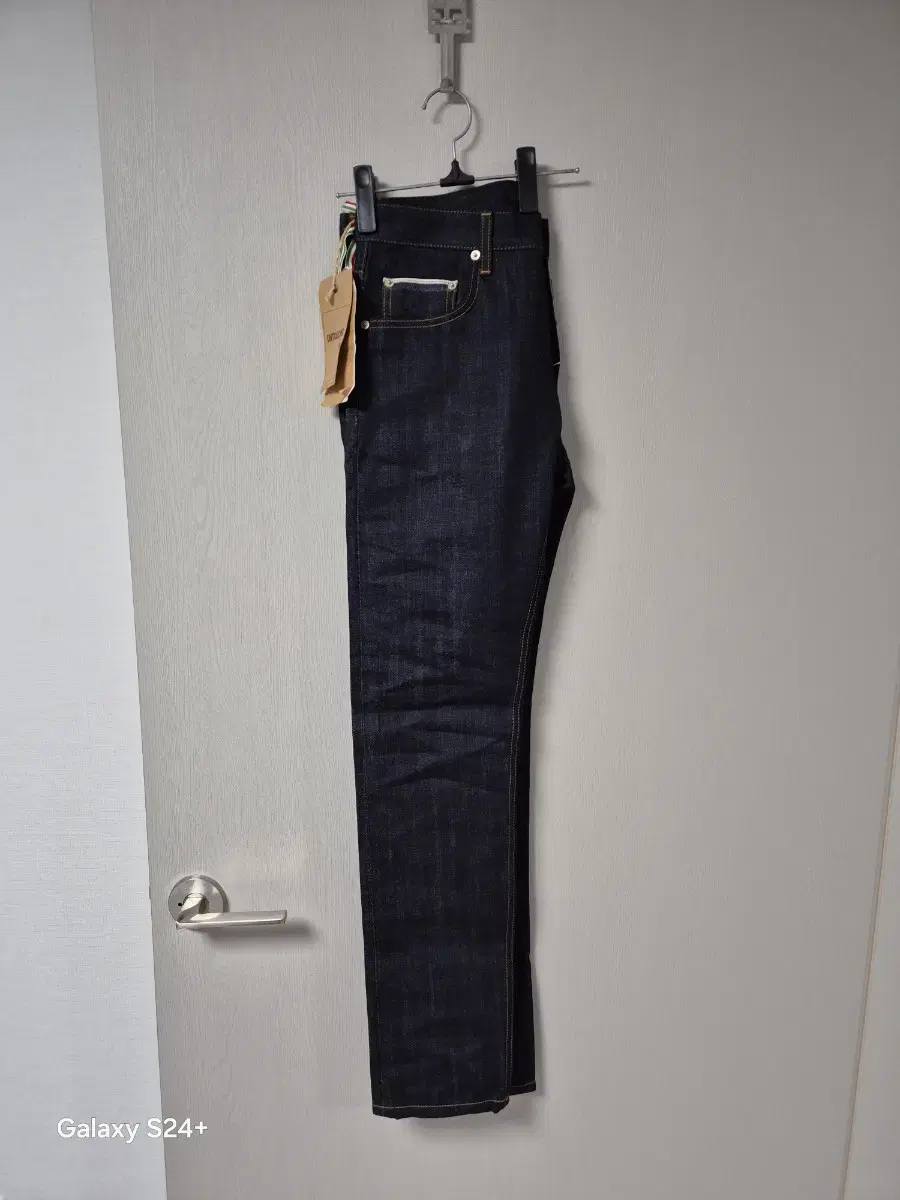 Untouched Dark Indigo Jeans 28" (New)