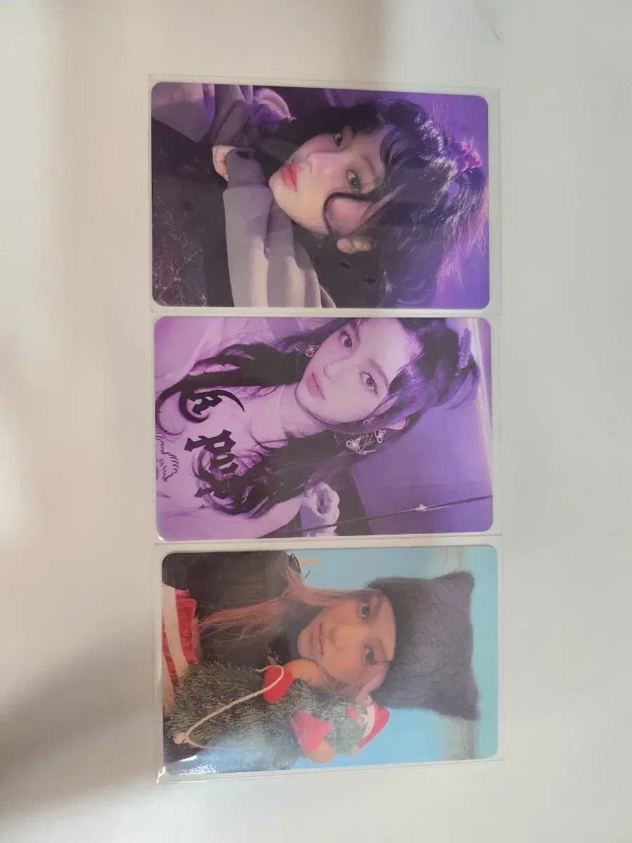 New Jeans photocard in bulk